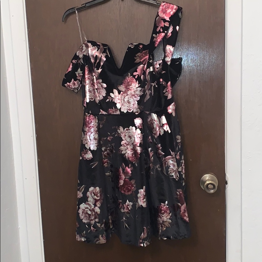 Black Velvet Floral Dress